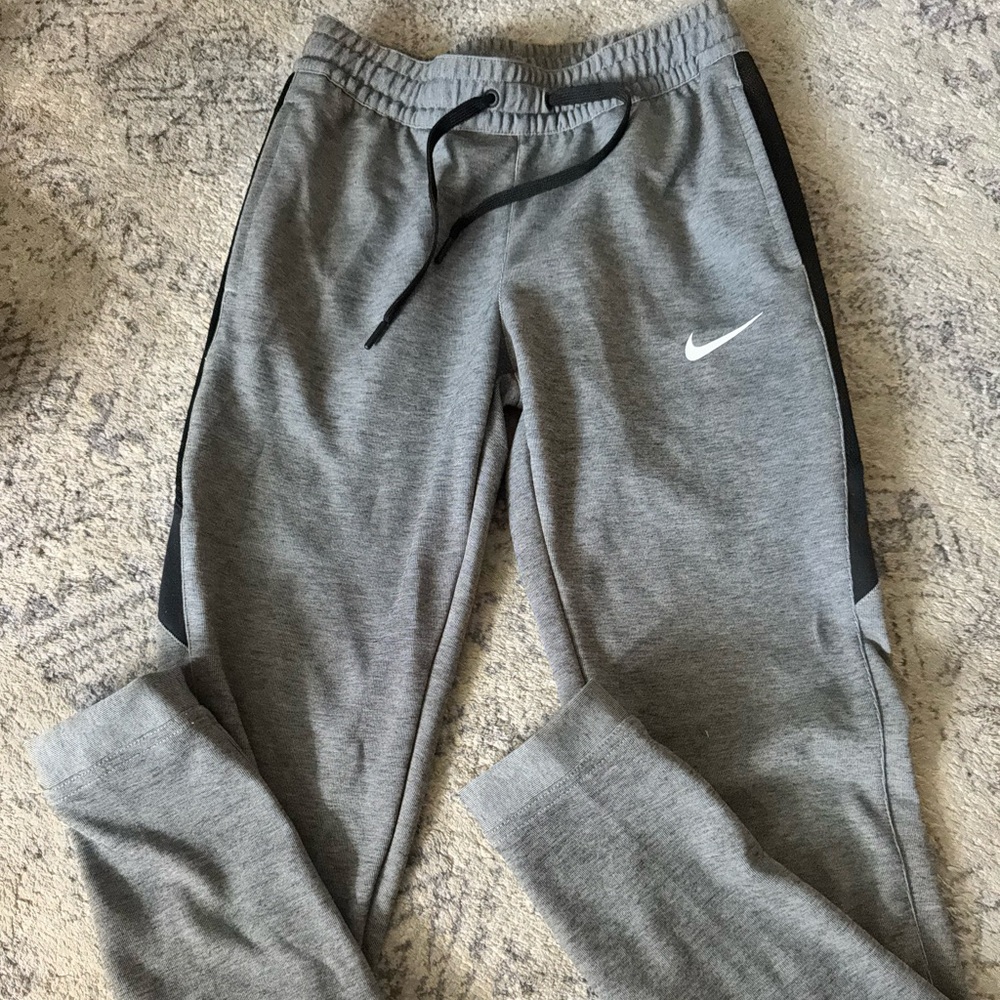 Women’s XS Nike Jogger